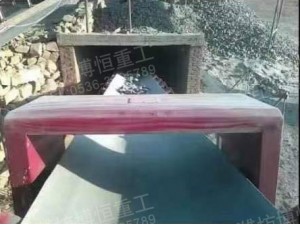 鋼絲皮帶金屬探測儀使用現場